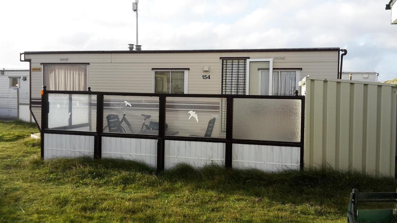 Ameland-Nes-Duinoord: Stacaravan 内斯 外观 照片
